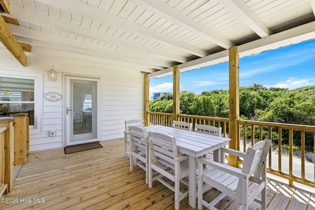 3929 W Dolphin Drive, Oak Island, NC 28465