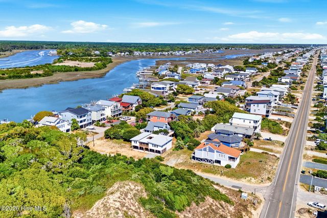 3929 W Dolphin Drive, Oak Island, NC 28465