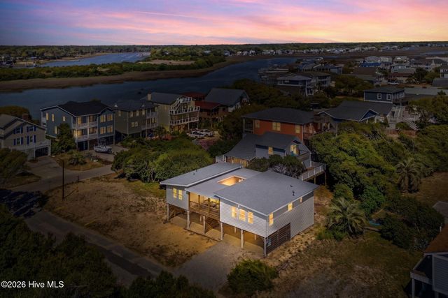 3929 W Dolphin Drive, Oak Island, NC 28465