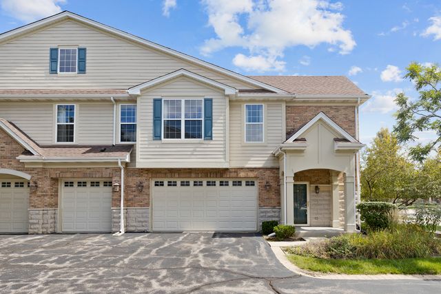 1376 Scarboro Road 1003, Schaumburg, IL 60193