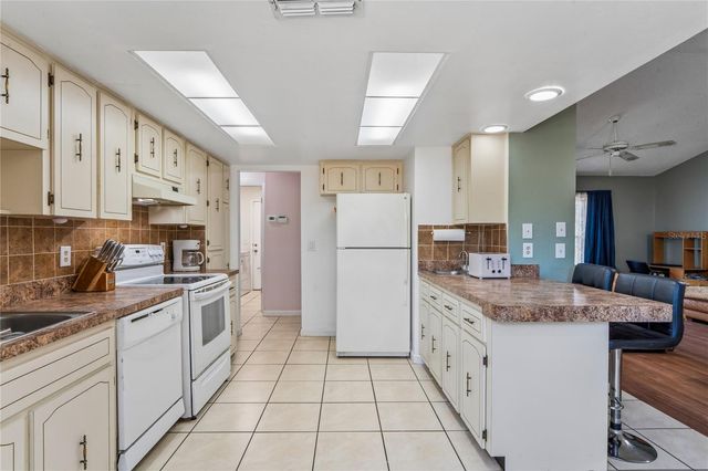 7376 PHILATELIC DRIVE, Spring Hill, FL 34606