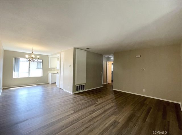 237 Grayson Way D, Upland, CA 91786