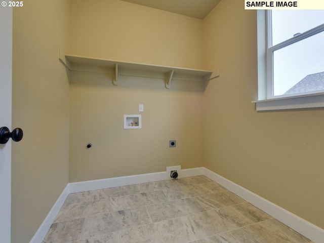 779 Ne SALING Dr E 93, Estacada, OR 97023