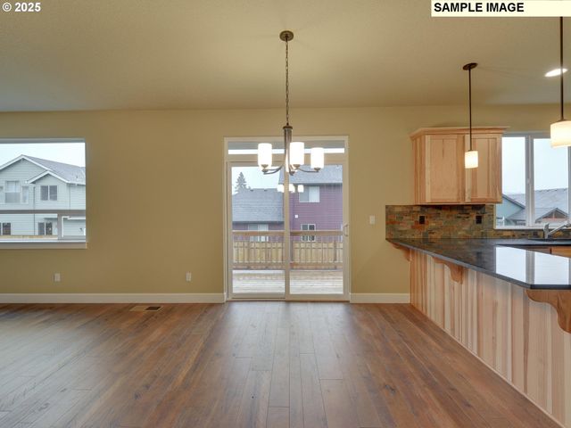 779 Ne SALING Dr E 93, Estacada, OR 97023