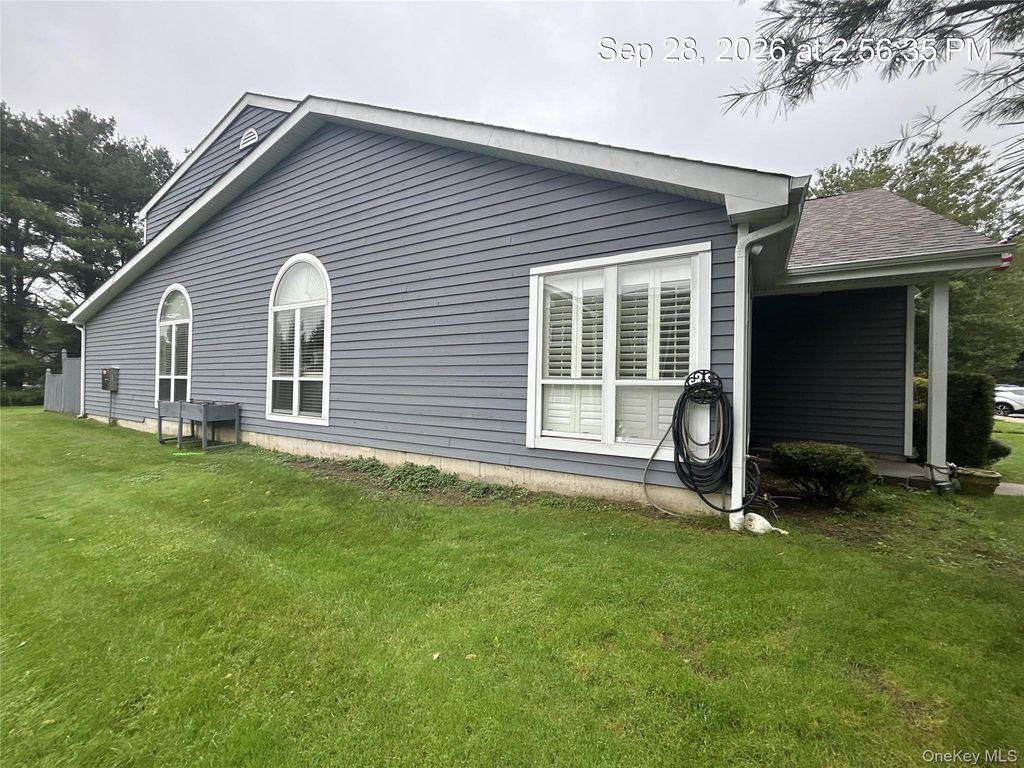 11 Eric Drive, Middle Island, NY 11953 — photo 2