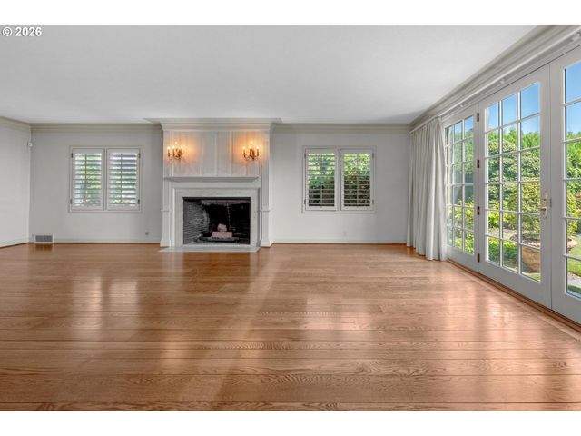 1784 Sw MONTGOMERY Dr, Portland, OR 97201
