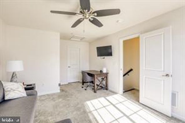 296 WOOD TRESTLE TER SE, Leesburg, VA 20175