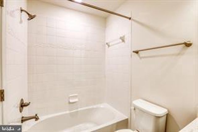 296 WOOD TRESTLE TER SE, Leesburg, VA 20175