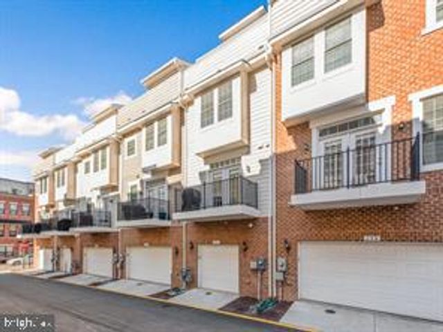 296 WOOD TRESTLE TER SE, Leesburg, VA 20175