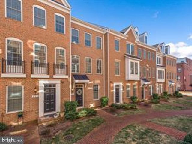 296 WOOD TRESTLE TER SE, Leesburg, VA 20175