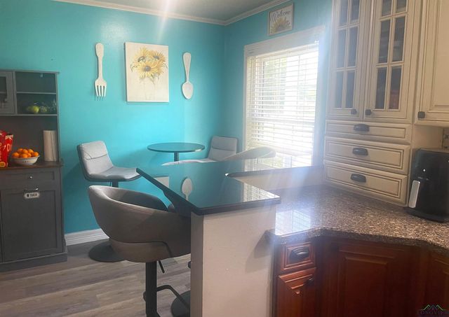 802 Pamela Dr, Marshall, TX 75672