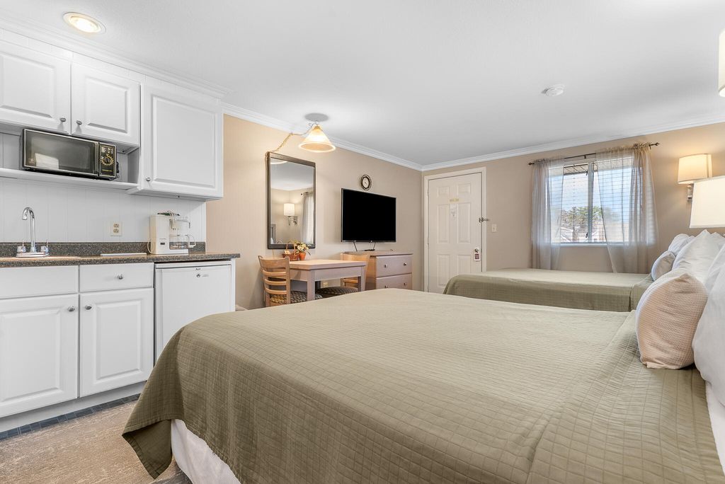 733 Post Road 222, Wells, ME 04090 — photo 3