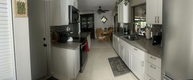 14574 Shadow Wood Lane, Delray Beach, FL 33484