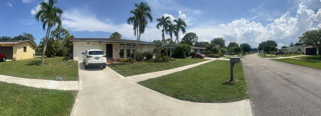 14574 Shadow Wood Lane, Delray Beach, FL 33484
