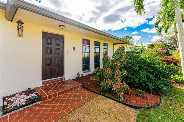 14574 Shadow Wood Lane, Delray Beach, FL 33484