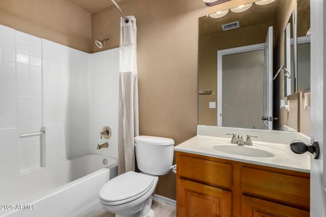 25221 W CLANTON Avenue, Buckeye, AZ 85326