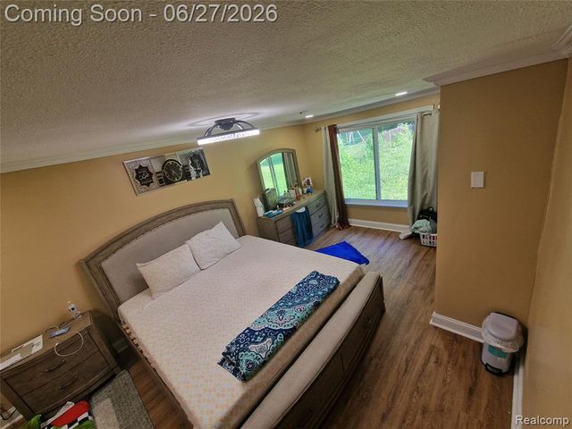 4320 Frazho Road, Warren, MI 48091