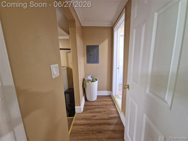 4320 Frazho Road, Warren, MI 48091