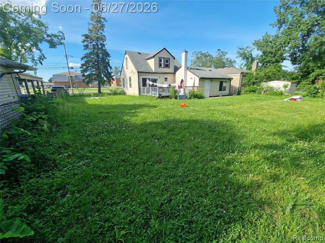 4320 Frazho Road, Warren, MI 48091