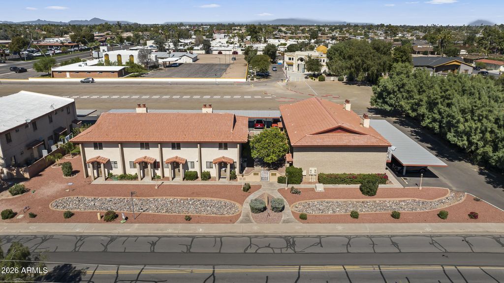 950 W Erie Street, Chandler, AZ 85225 — photo 2