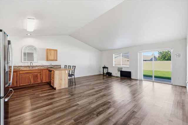 1721 N Bessie Ln, Spokane Valley, WA 99212