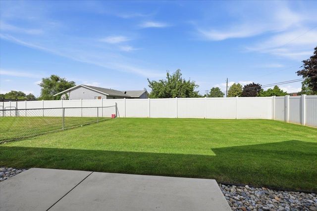 1721 N Bessie Ln, Spokane Valley, WA 99212