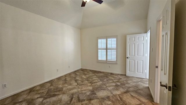 305 Reinicke Street, Houston, TX 77007