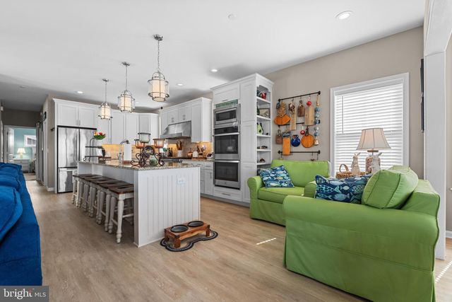 518 HARBOUR DR, Ocean City, MD 21842