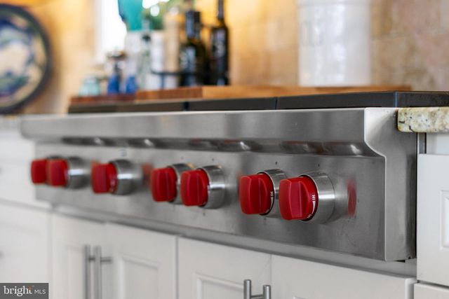 518 HARBOUR DR, Ocean City, MD 21842