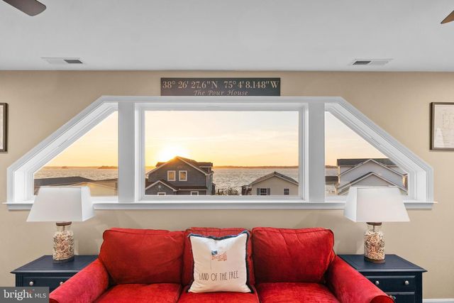 518 HARBOUR DR, Ocean City, MD 21842