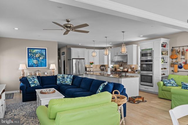 518 HARBOUR DR, Ocean City, MD 21842