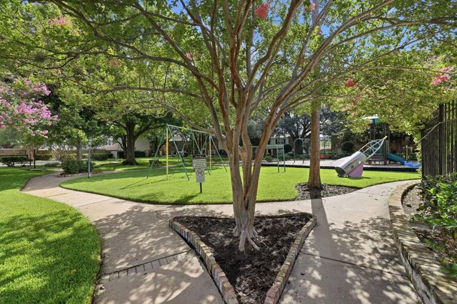 6408 Burgoyne Road 157, Houston, TX 77057
