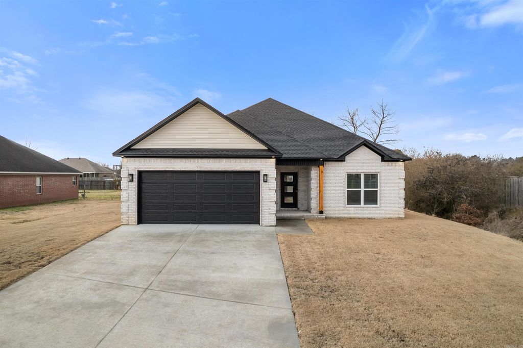 95 Dove Lane, Vilonia, AR 72173