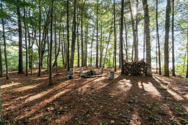 881 Flat Hill Rd, Lunenburg, MA 01462