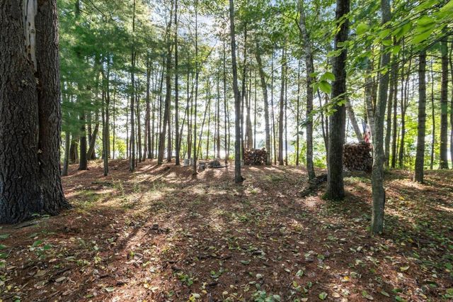 881 Flat Hill Rd, Lunenburg, MA 01462