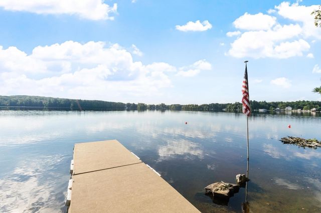 881 Flat Hill Rd, Lunenburg, MA 01462