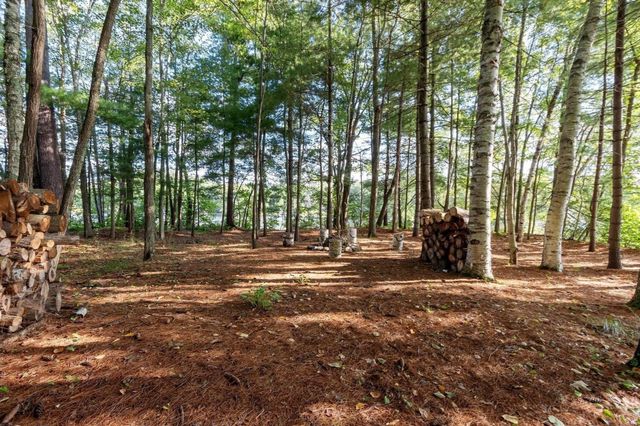 881 Flat Hill Rd, Lunenburg, MA 01462