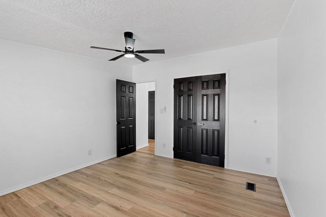 205 10th Avenue SW, Rio Rancho, NM 87124