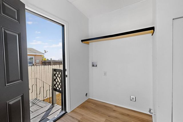 205 10th Avenue SW, Rio Rancho, NM 87124