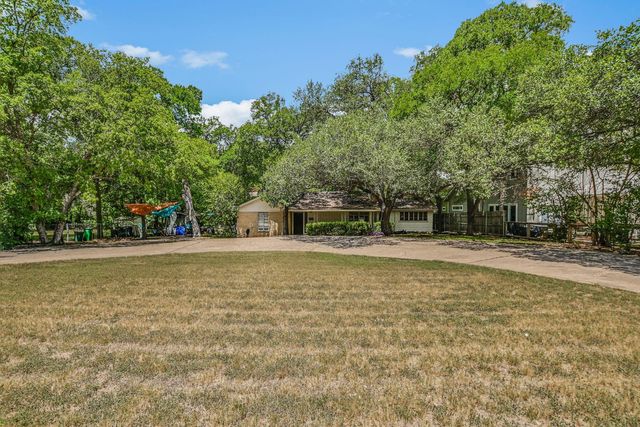 2002 Winsted Ln, Austin, TX 78703