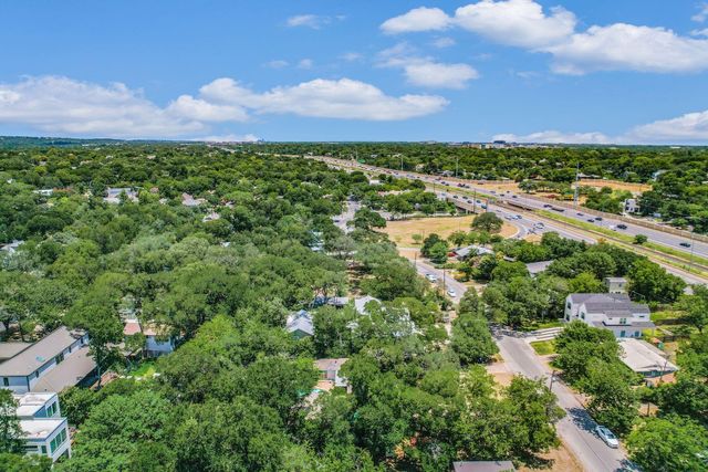 2002 Winsted Ln, Austin, TX 78703
