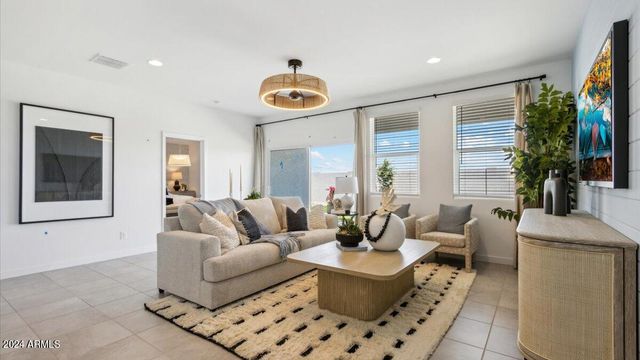 613 W BUNKER HILL Street, Florence, AZ 85132