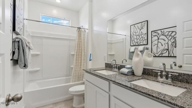 613 W BUNKER HILL Street, Florence, AZ 85132