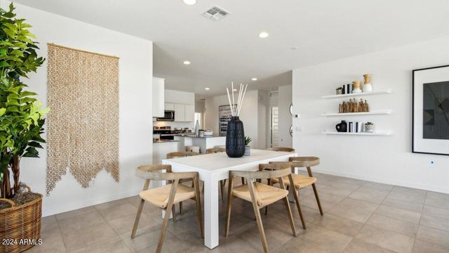 613 W BUNKER HILL Street, Florence, AZ 85132