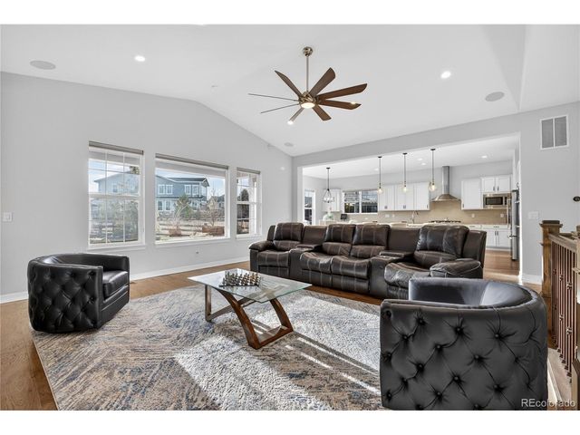 27560 E Lakeview Dr, Aurora, CO 80016