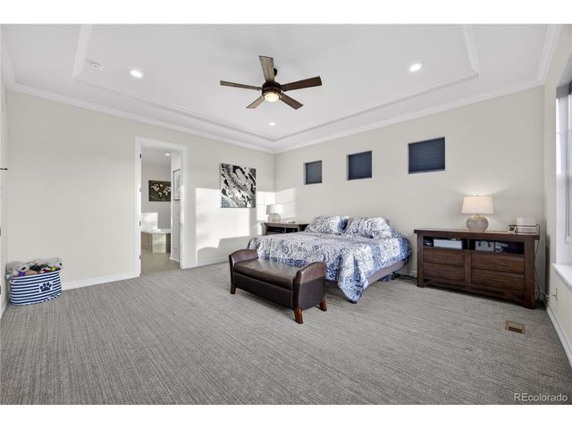 27560 E Lakeview Dr, Aurora, CO 80016