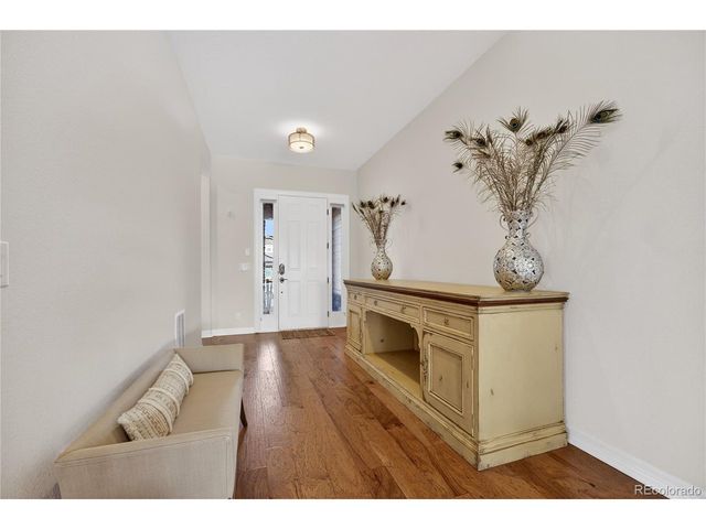 27560 E Lakeview Dr, Aurora, CO 80016