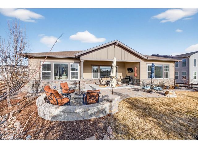 27560 E Lakeview Dr, Aurora, CO 80016