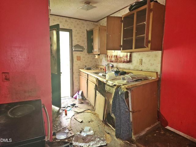 2921 Carolyn Drive, Durham, NC 27703