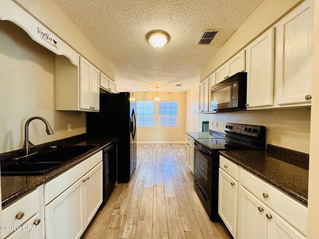 163 Lauren Lane, Panama City, FL 32404